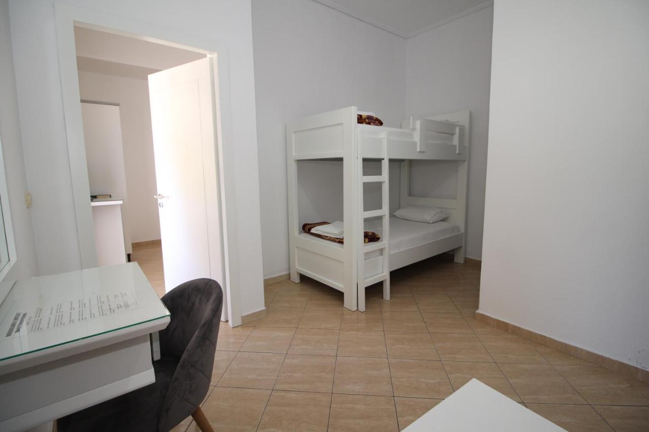 Julia Hotel Саранде Екстериор снимка
